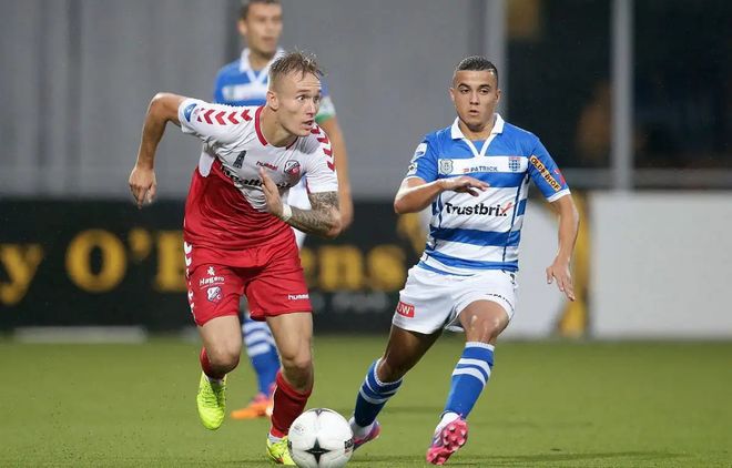 球迷们对他 球迷们对他